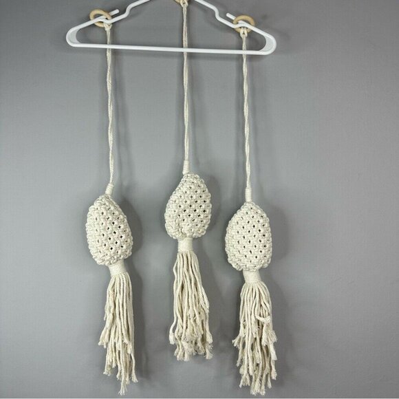 Macrame by Gunung New Home Decor Three Hanging Macrame Baskets For‎ Small Plants - Picture 3 of 11